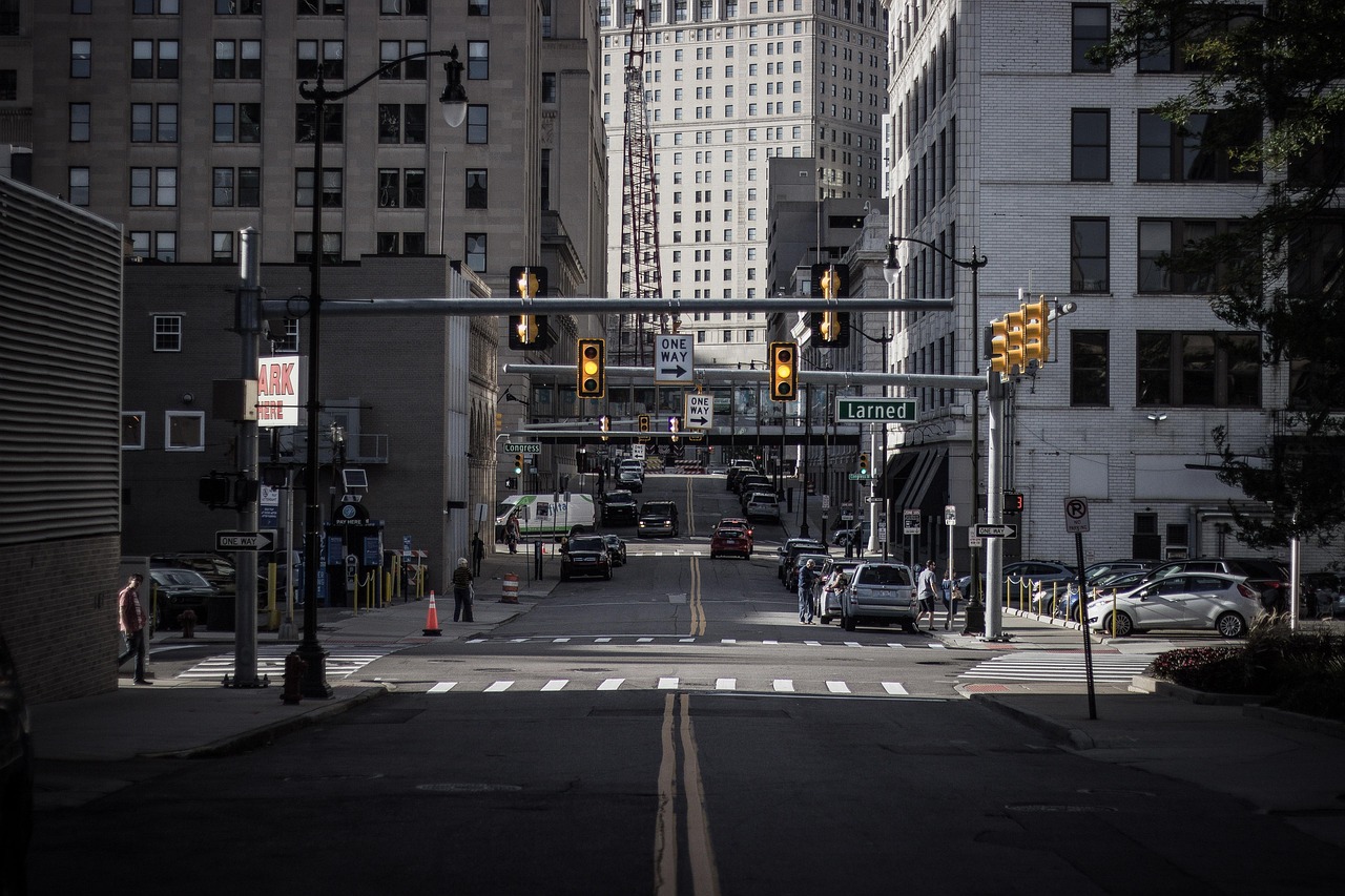 far view of larned street in downtown detroit